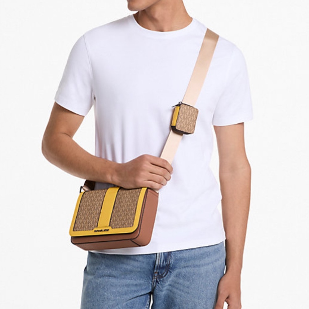 Michael Kors Cooper Men Mini Flap Logo Print Crossbody Bag w/ Pouch brown/yellow